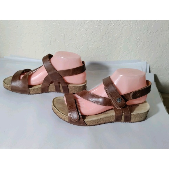 Josef Seibel Women's Tonga 25 Sandal Camel Womans Size 40 US 9-9.5 - Picture 2 of 11